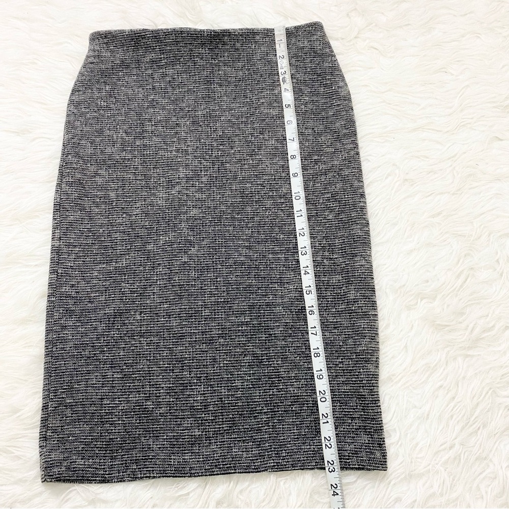 Gray Pencil Skirt - Picture 2 of 4